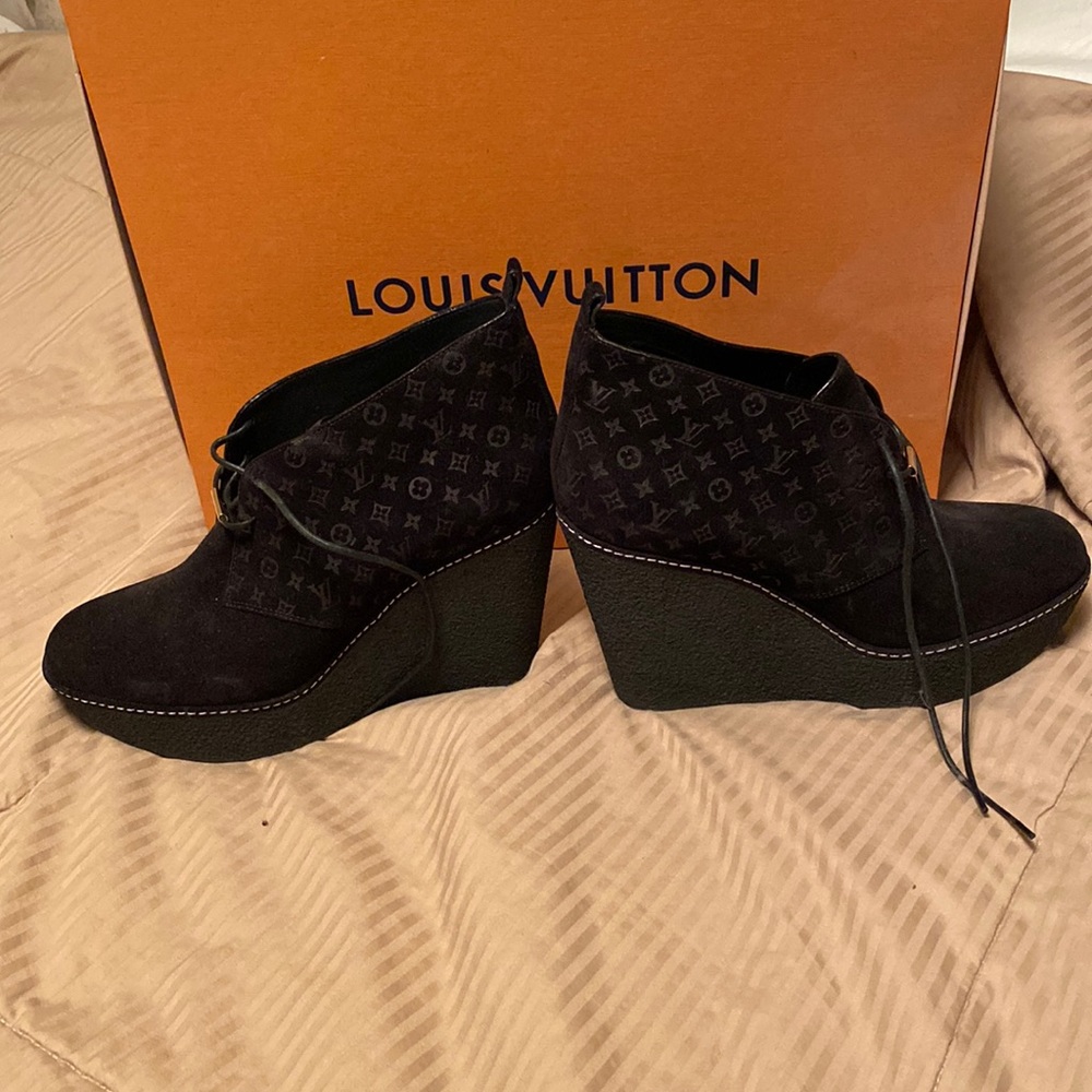 Louis Vuitton wedge shoes